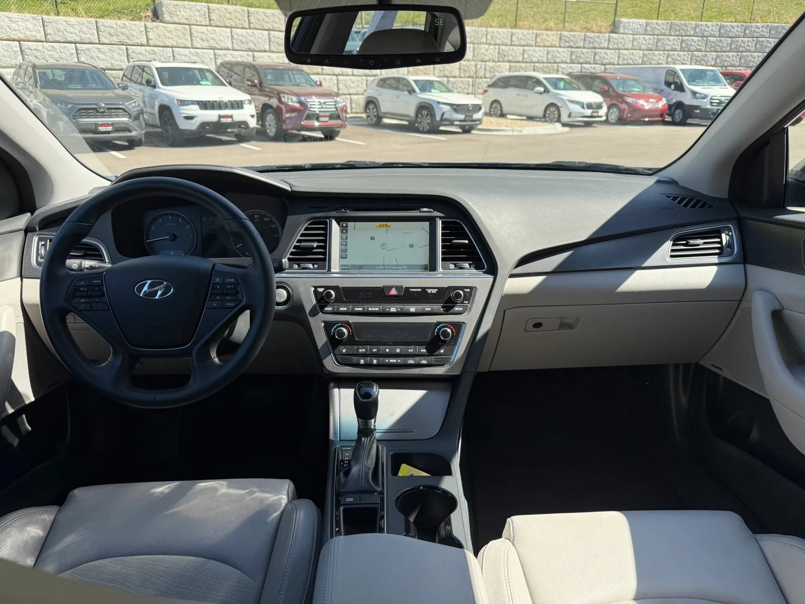 Used 2015 Hyundai Sonata Sport w/ Option Group 04 FWD image 16