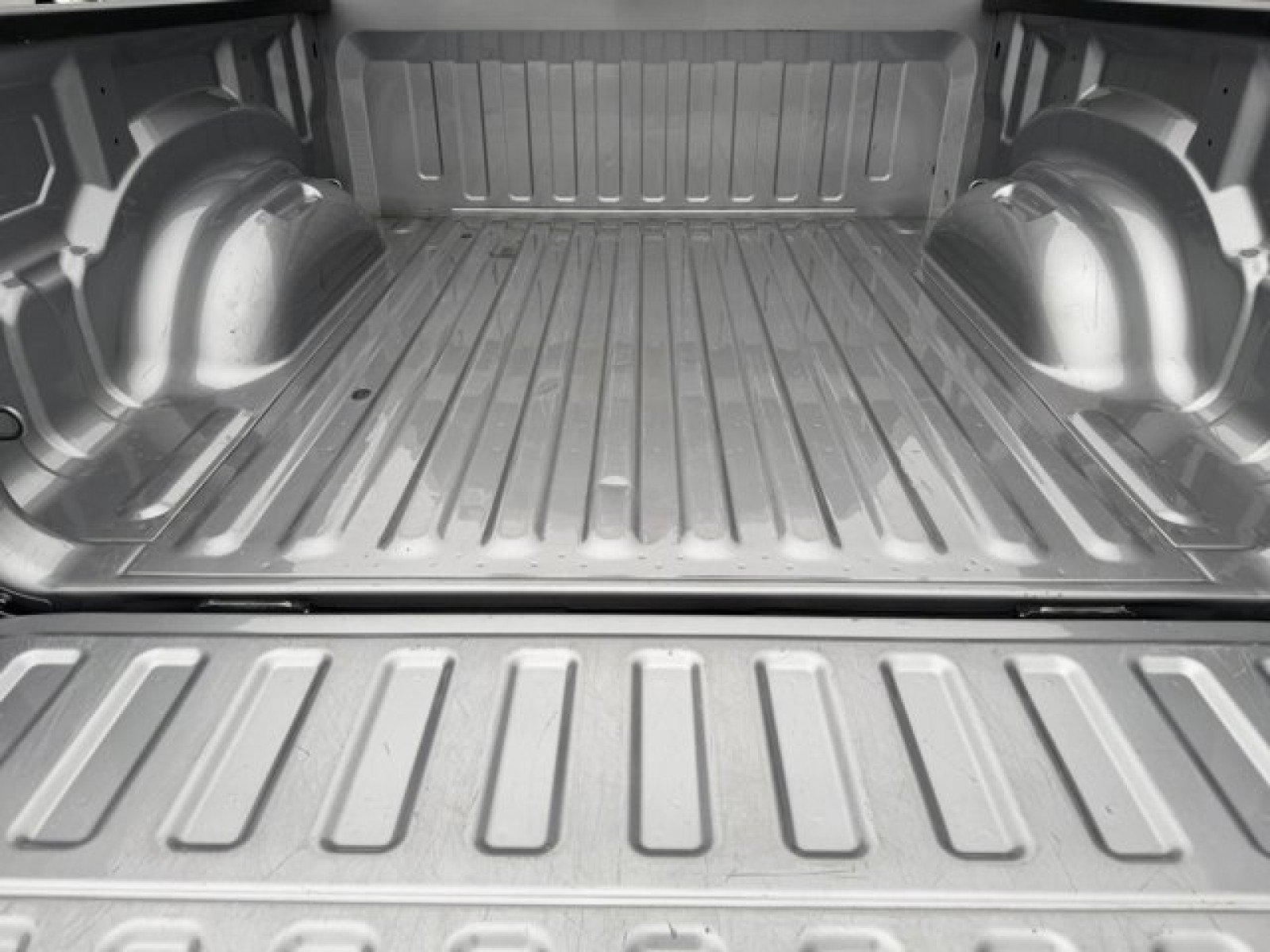 Used 2022 RAM 1500 Big Horn AWD/4WD image 18