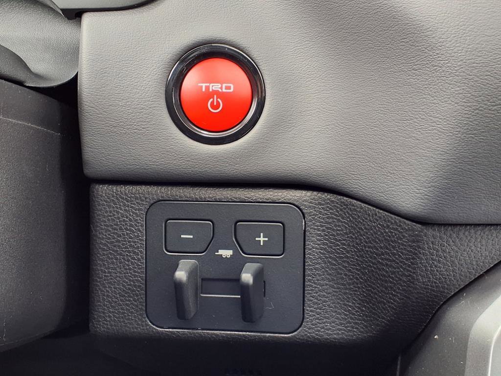 New 2025 Toyota Tundra Platinum image 15