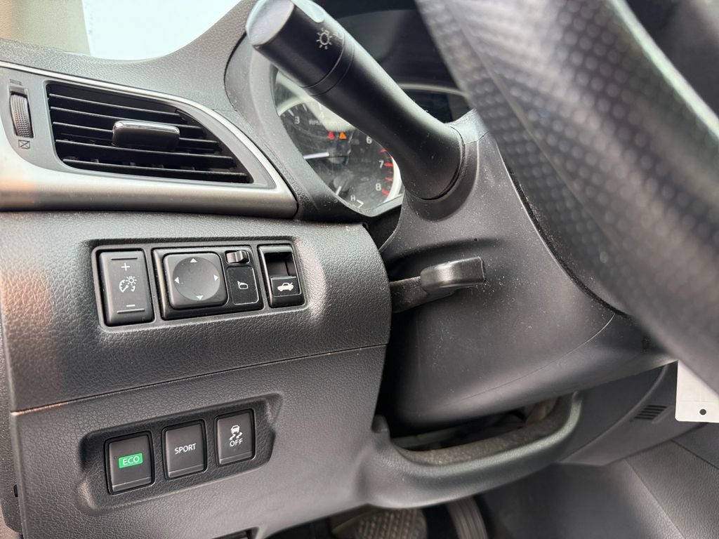 Used 2018 Nissan Sentra S FWD image 15