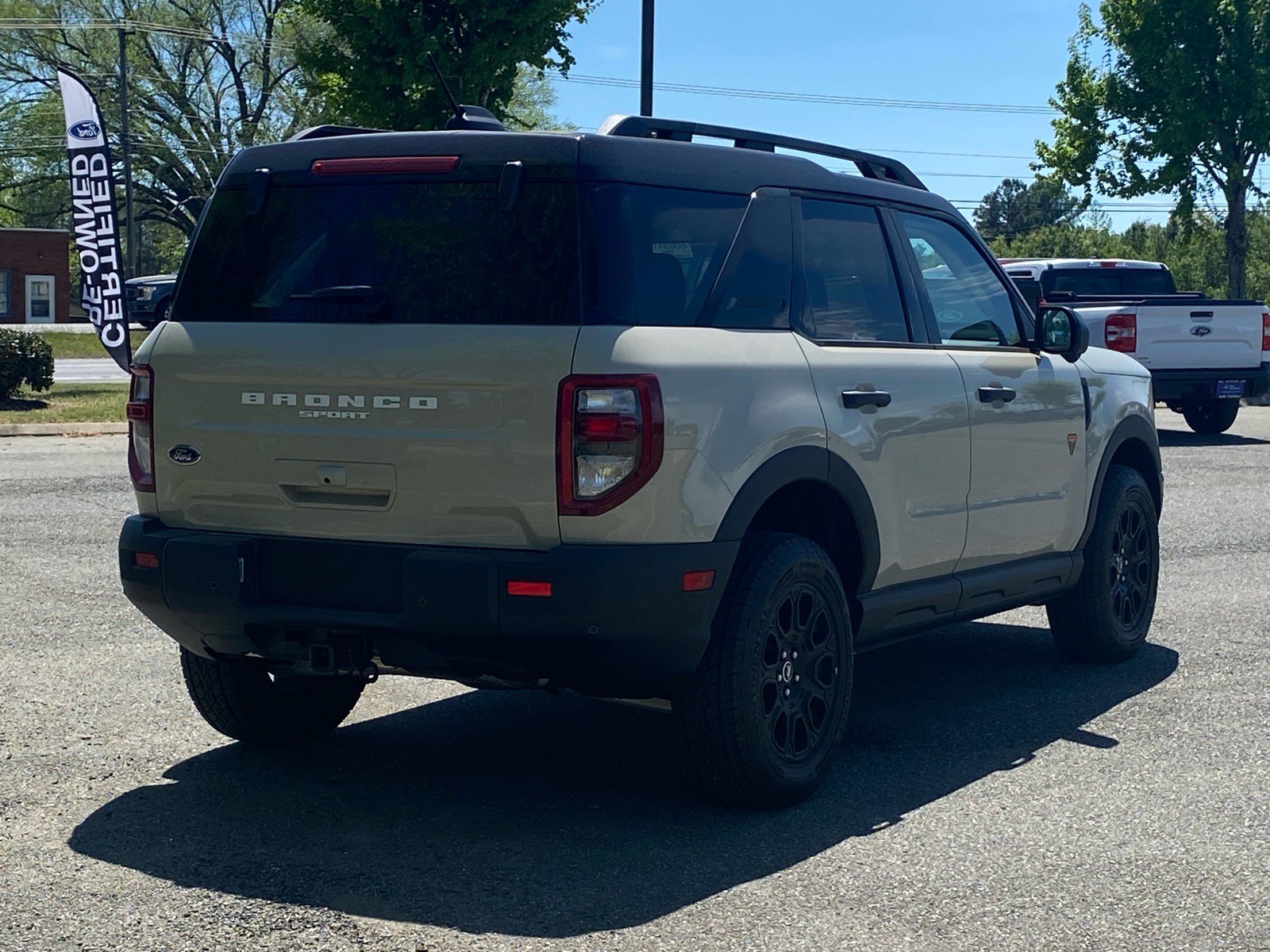 Certified 2025 Ford Bronco Sport Badlands w/ Badlands Tech Package AWD/4WD image 4