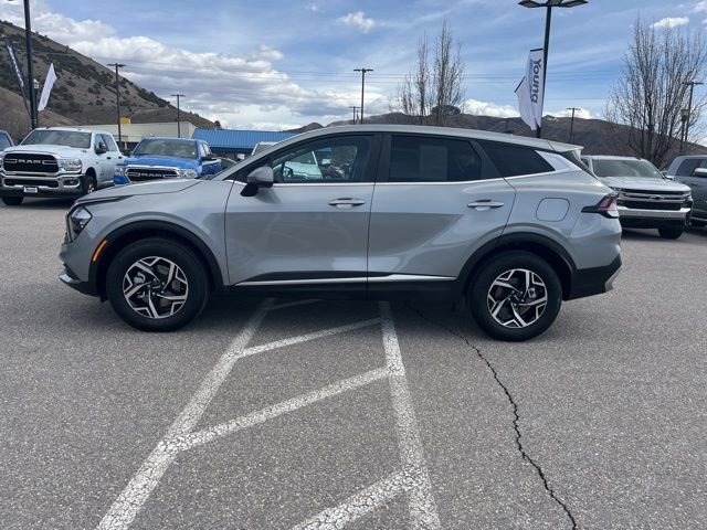 Used 2023 Kia Sportage LX image 7