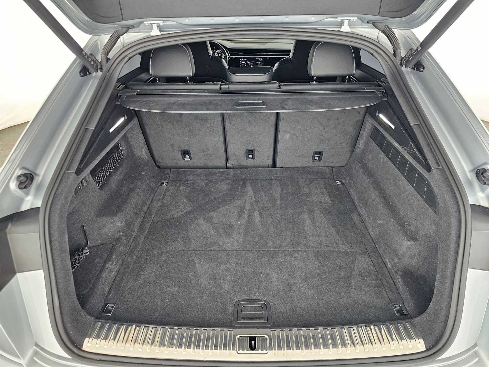 Used 2023 Audi SQ8 Premium Plus AWD/4WD image 14