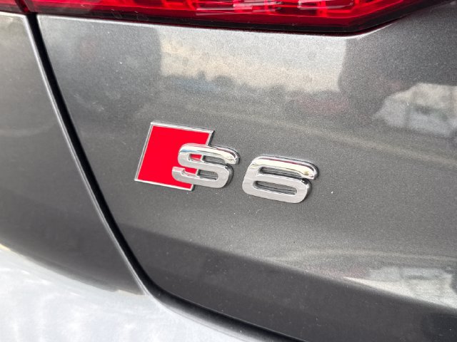 Used 2025 Audi S6 Premium Plus AWD/4WD image 18