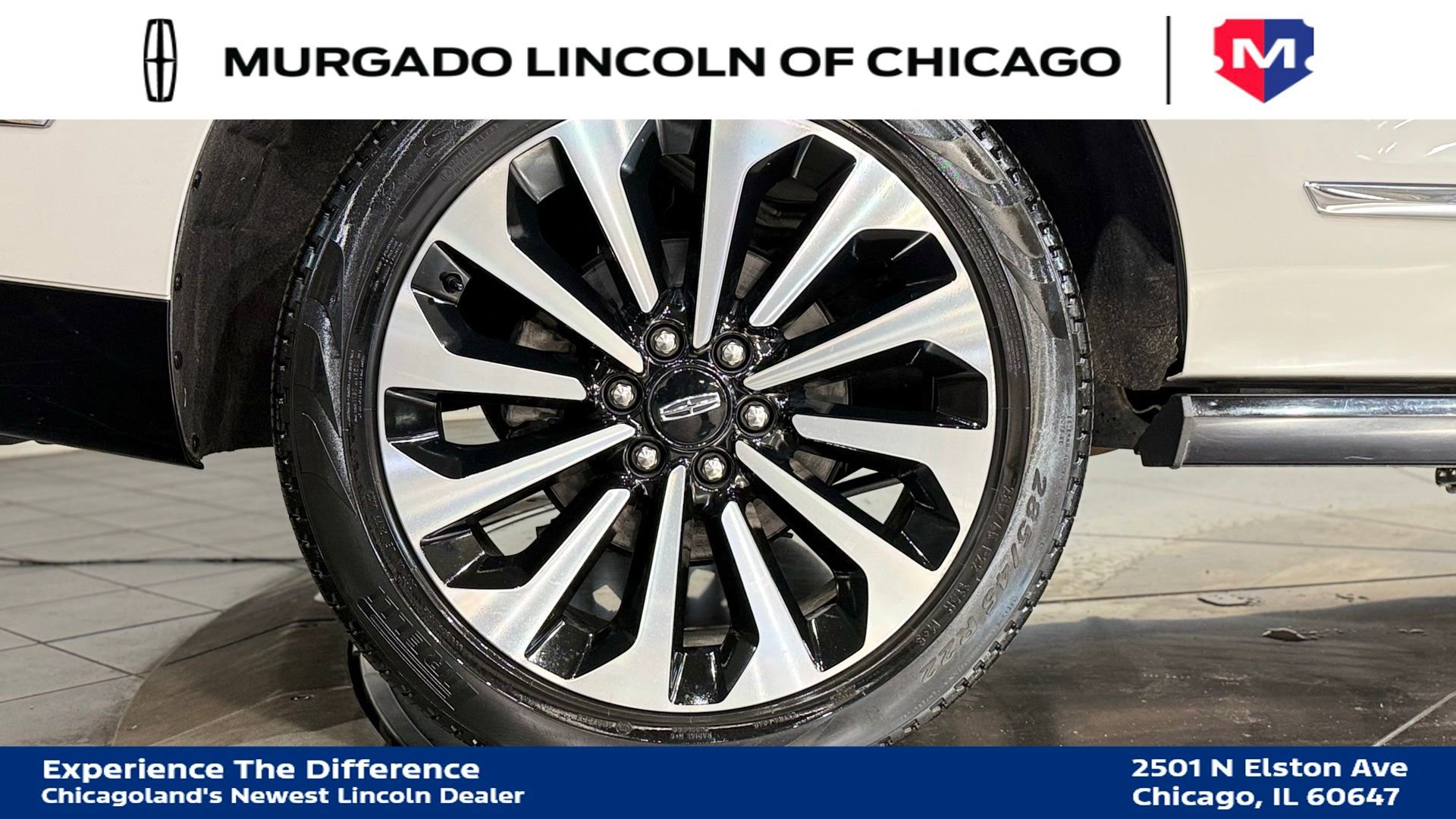 Used 2023 Lincoln Navigator Reserve image 22