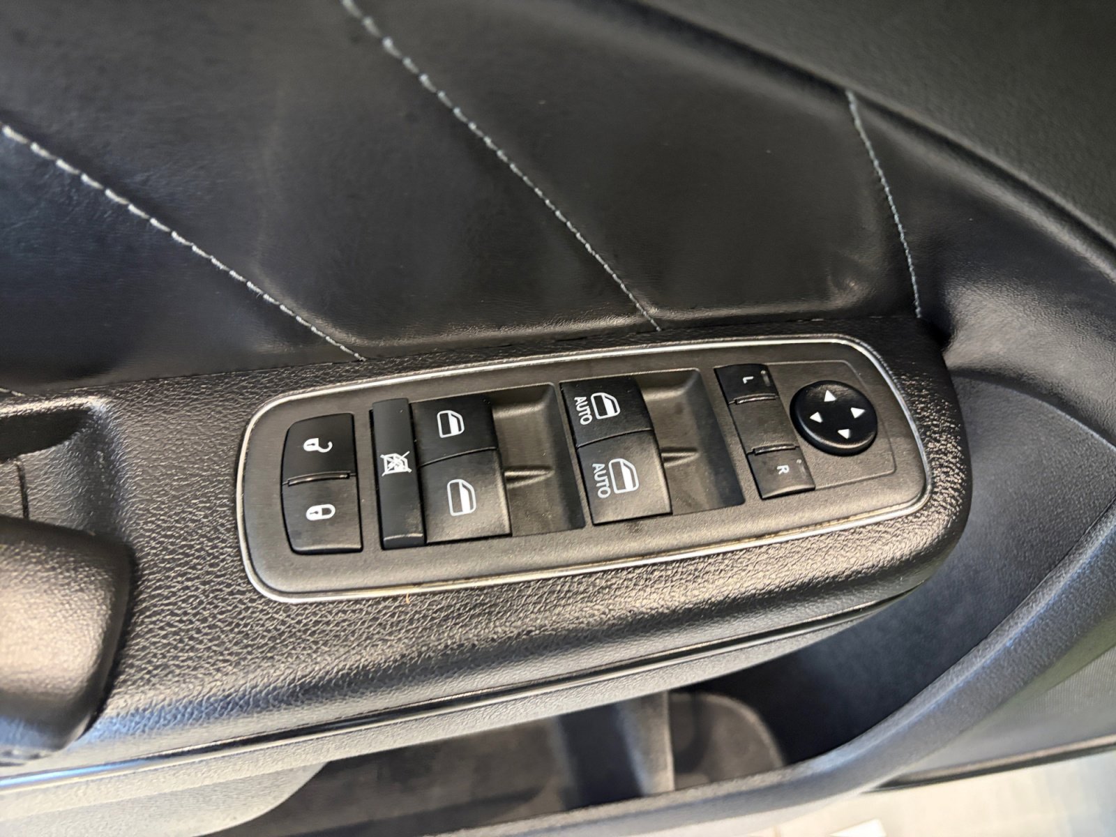 Used 2021 Dodge Charger R/T w/ Plus Group RWD image 14