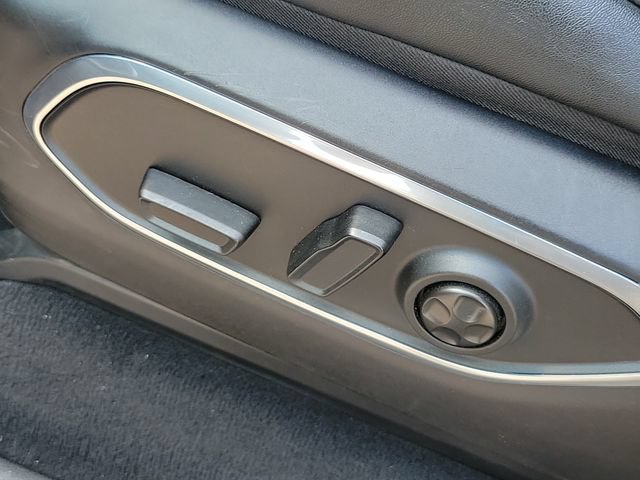 Used 2024 Jeep Wagoneer Series II AWD/4WD image 6