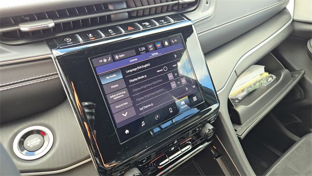 Certified 2023 Jeep Grand Cherokee Altitude image 14