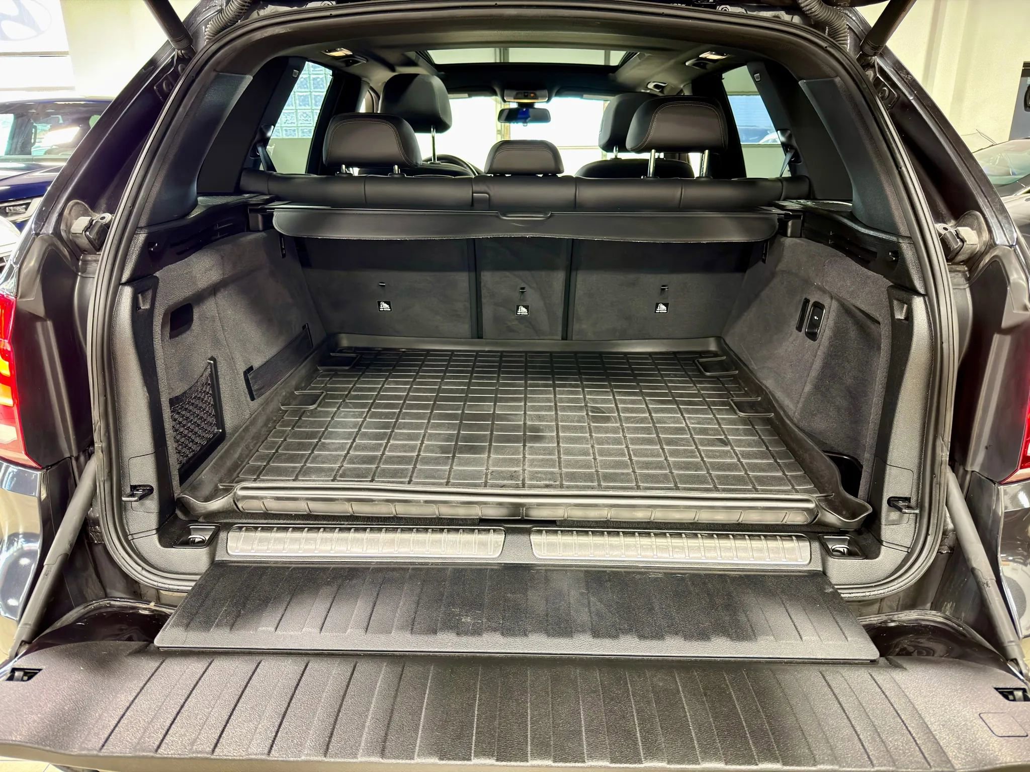 Used 2018 BMW X5 xDrive40e image 30