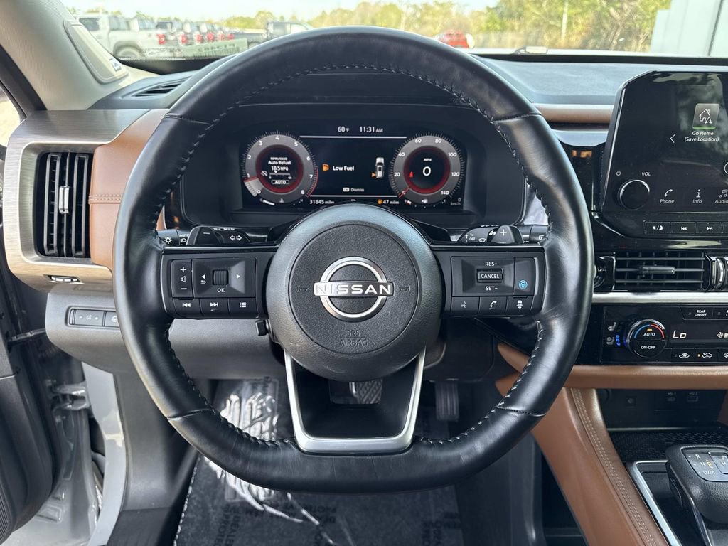 Used 2023 Nissan Pathfinder Platinum w/ Cargo Package image 32