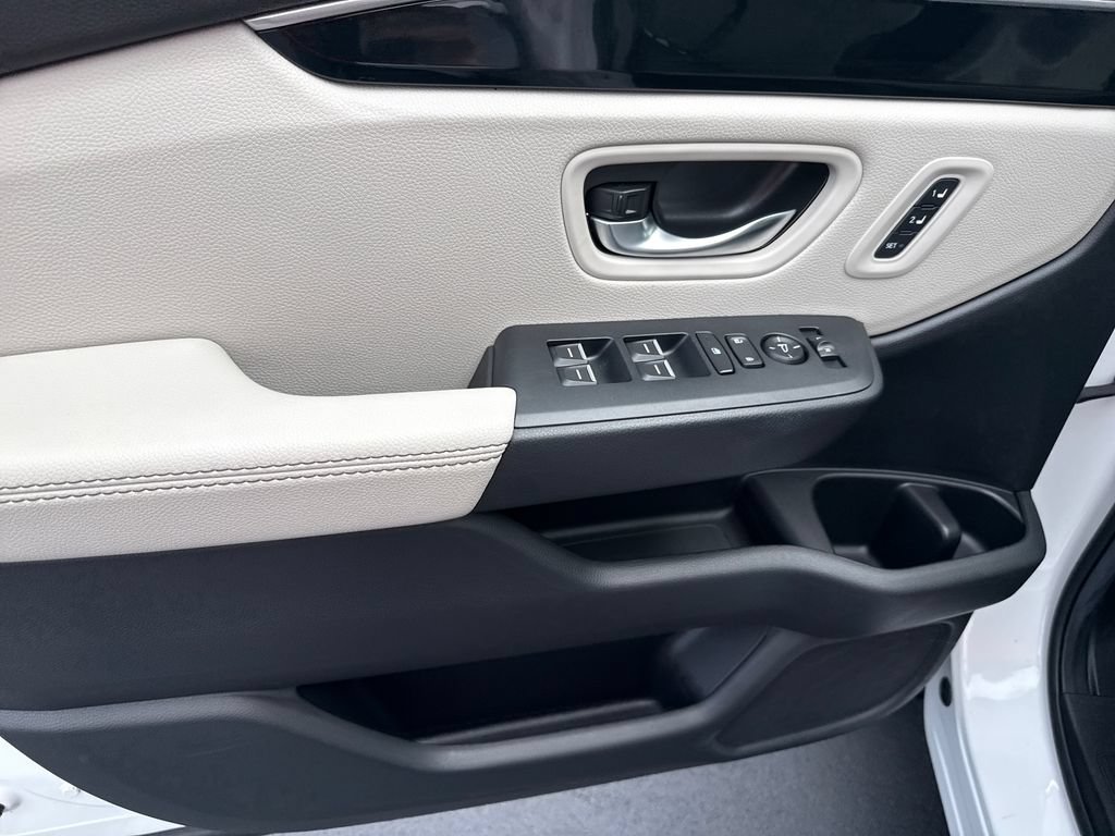 Certified 2026 Honda Pilot EX-L image 9