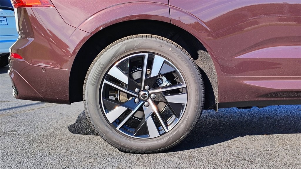New 2026 Volvo XC60 B5 Plus w/ Protection Package Premier image 30