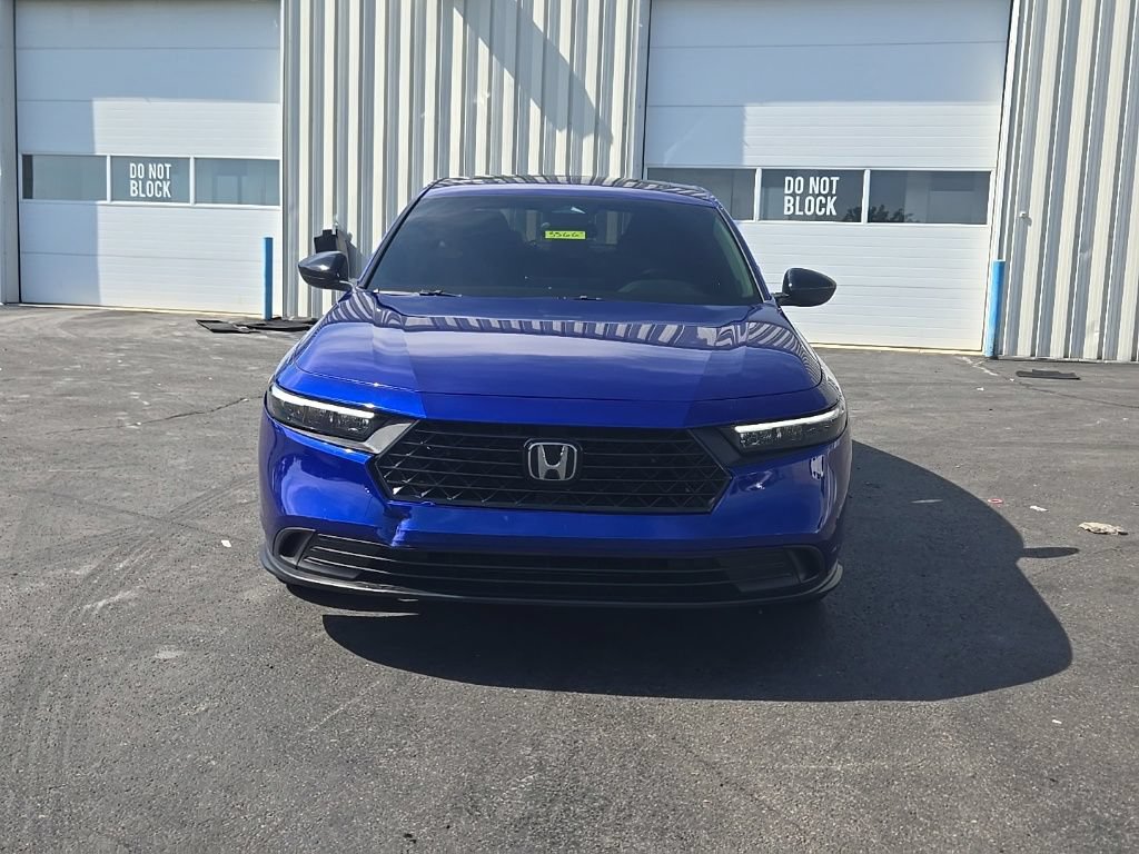 Certified 2025 Honda Accord Sport image 2