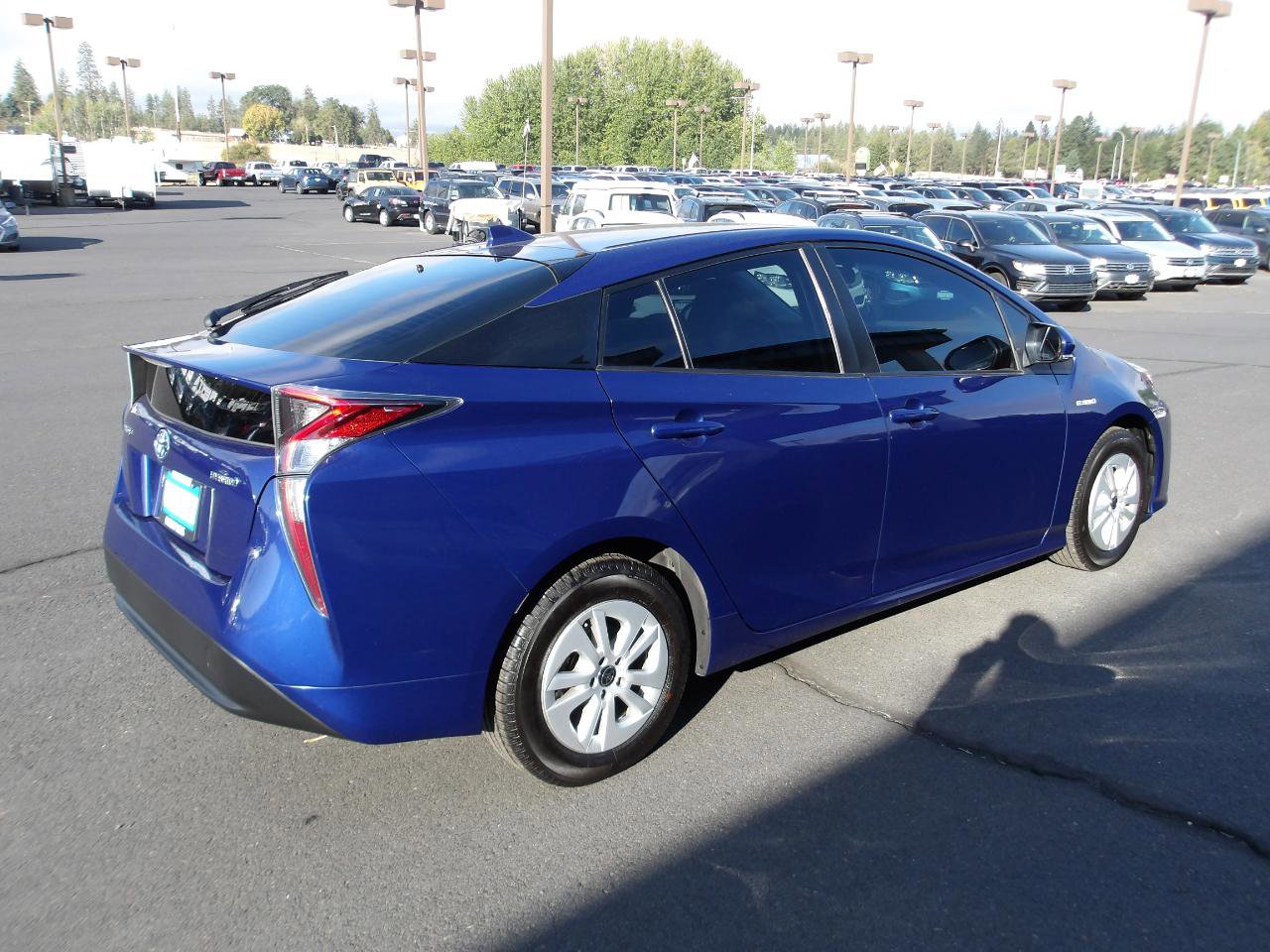 Used 2016 Toyota Prius Two FWD image 5