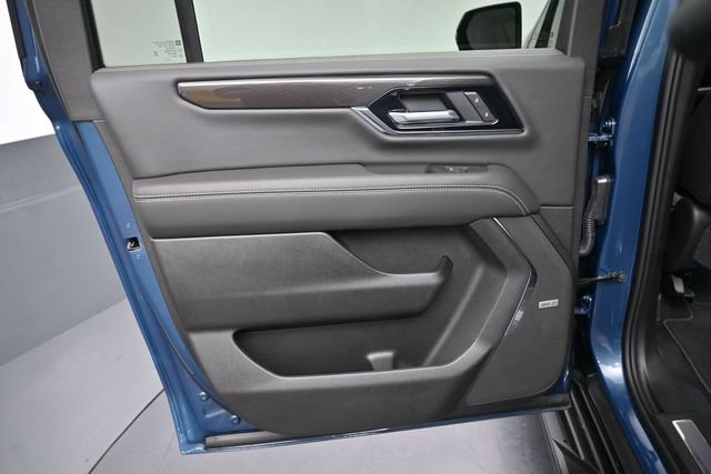 Used 2026 GMC Yukon XL Elevation w/ Elevation Premium Package AWD/4WD image 26