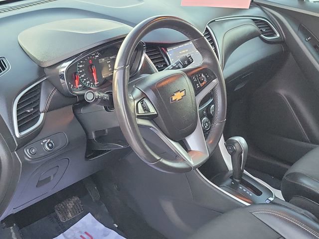 Used 2021 Chevrolet Trax LT w/ Driver Confidence Package image 6