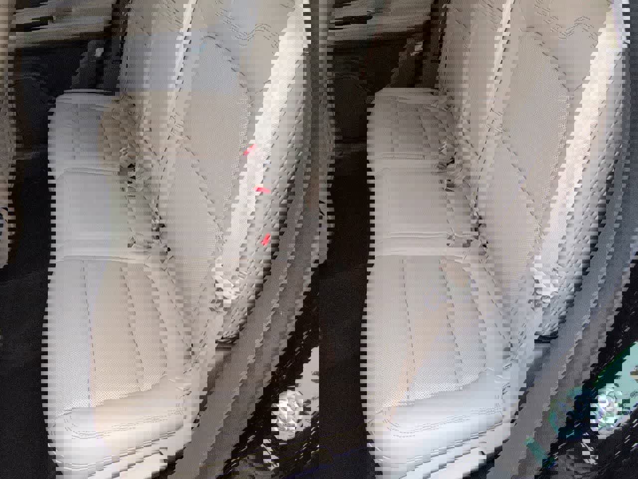 Used 2021 Lincoln Corsair Reserve w/ Equipment Group 201A image 20