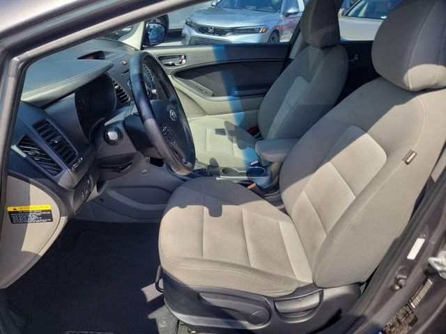 Used 2016 Kia Forte EX FWD image 12