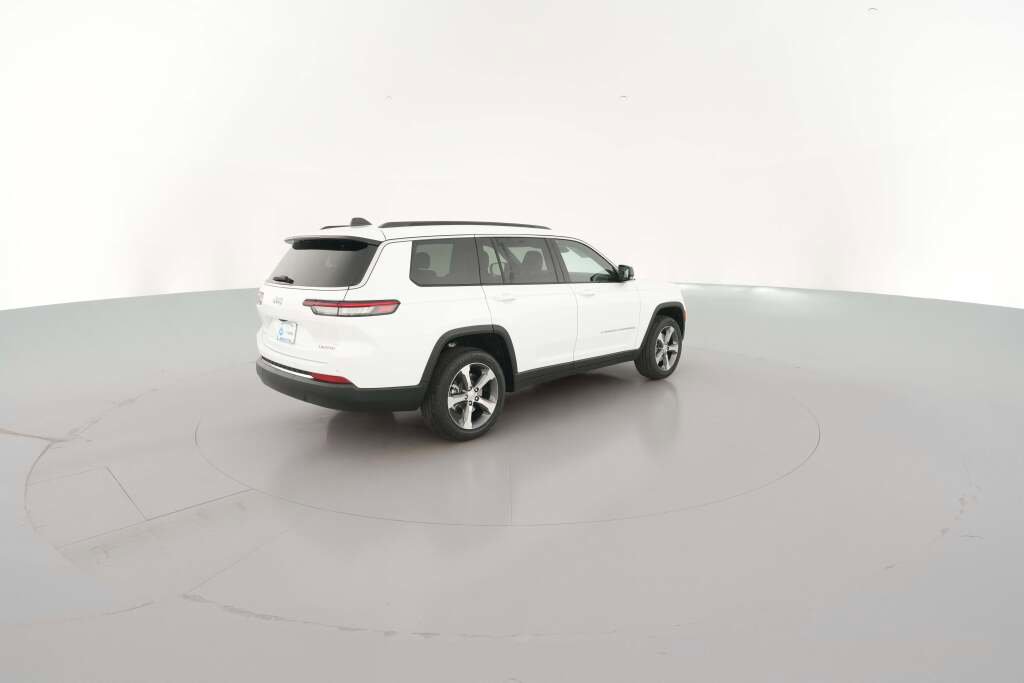 New 2025 Jeep Grand Cherokee L Limited image 12