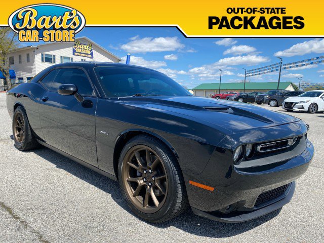 Used 2016 Dodge Challenger R/T Plus RWD image 1