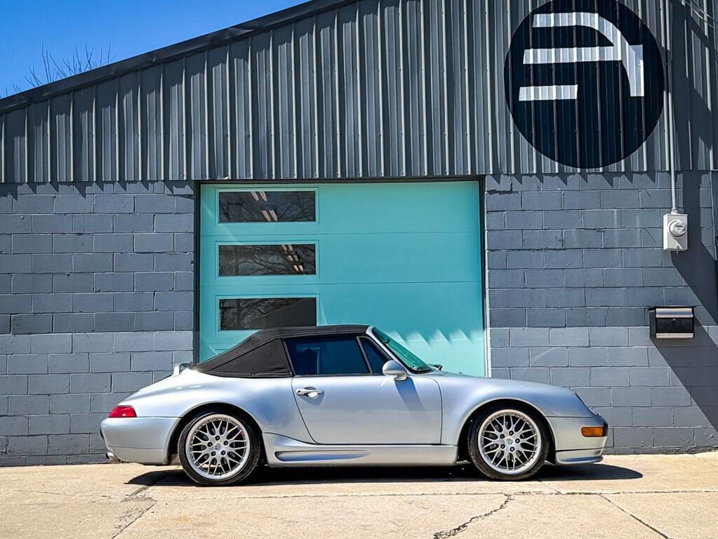 Used 1996 Porsche 911 Carrera RWD image 12