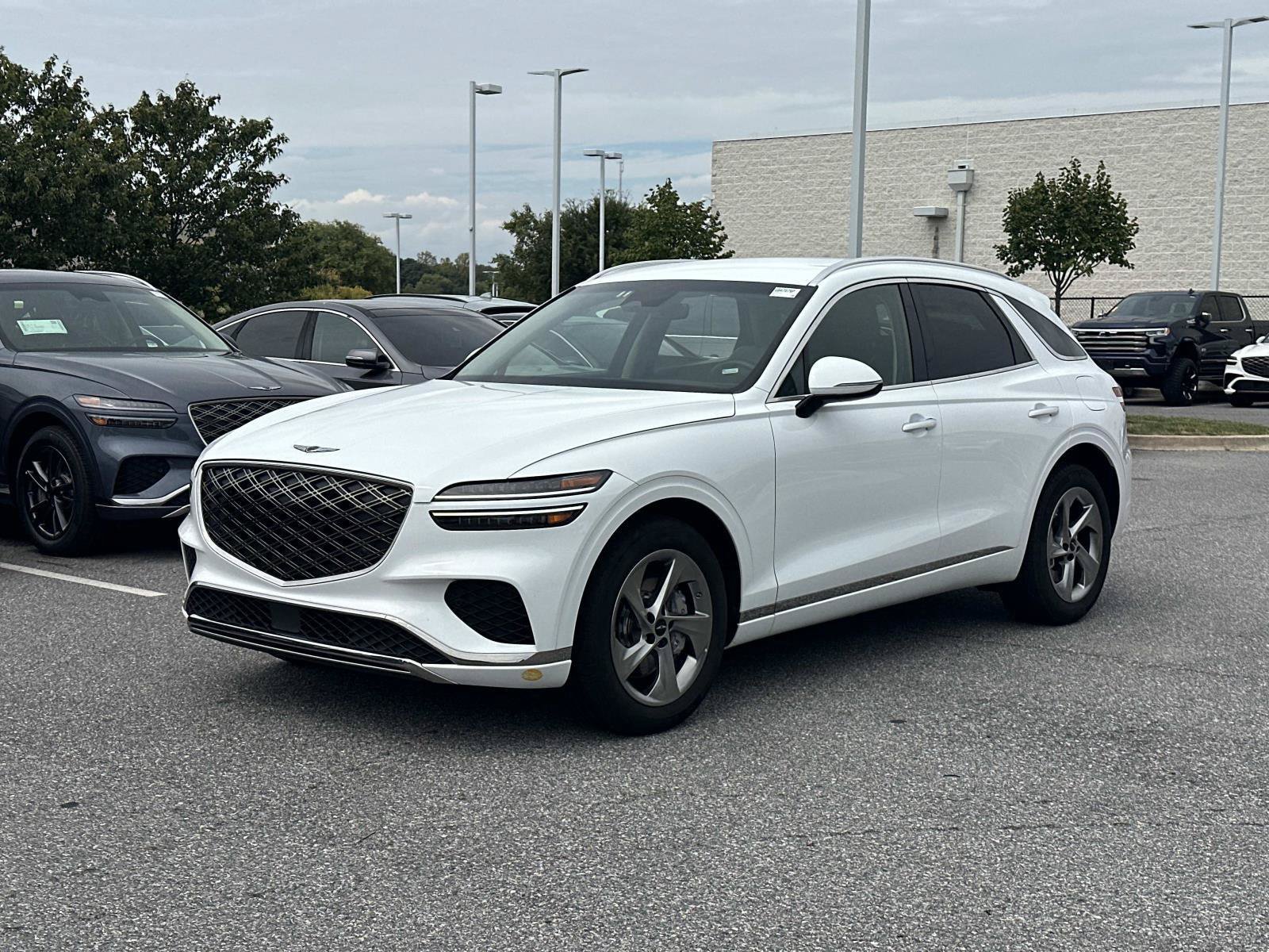 Used 2026 Genesis GV70 2.5T AWD/4WD image 1