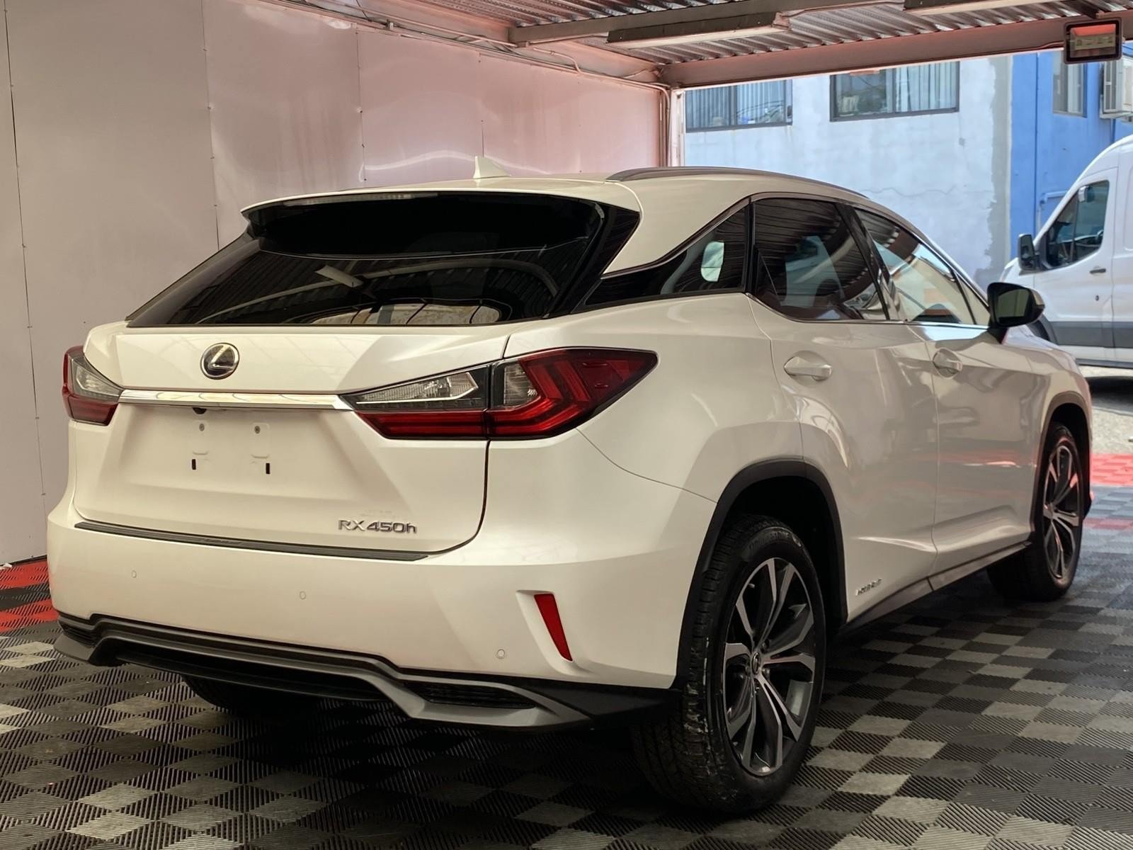 Used 2018 Lexus RX 450h AWD w/ Premium Package image 6