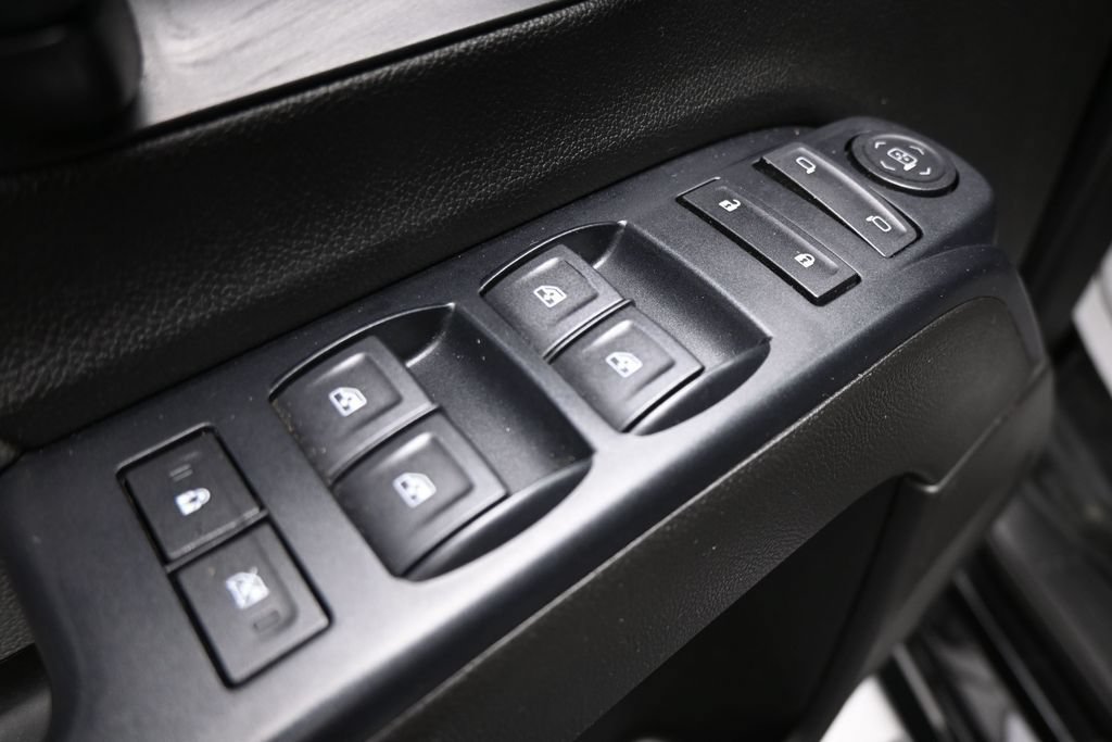 Used 2019 Chevrolet Silverado 2500 W/T AWD/4WD image 11