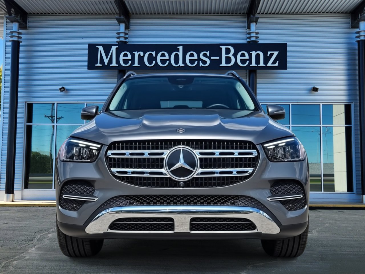 New 2026 Mercedes-Benz GLE 350 4MATIC image 2
