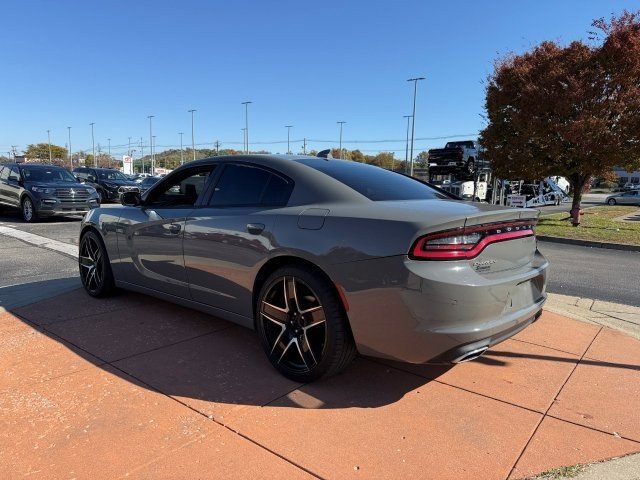 Used 2018 Dodge Charger SXT Plus w/ Driver Confidence Group image 4