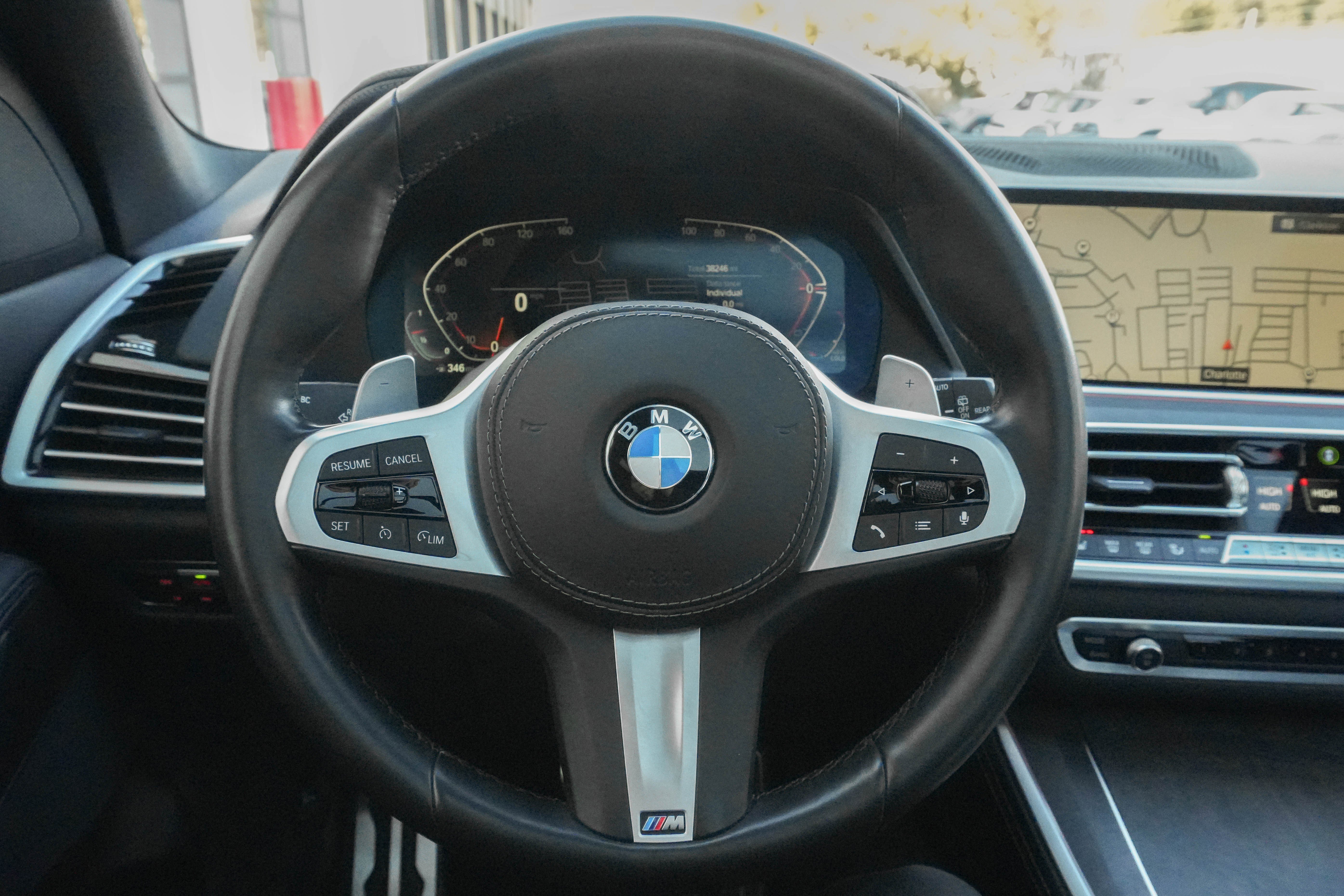 Used 2022 BMW X5 xDrive40i w/ M Sport Package image 15