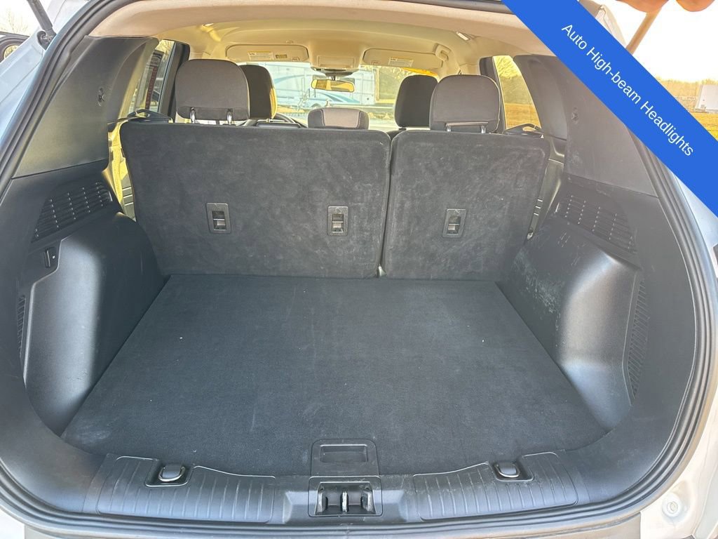 Used 2022 Ford Escape SE image 11