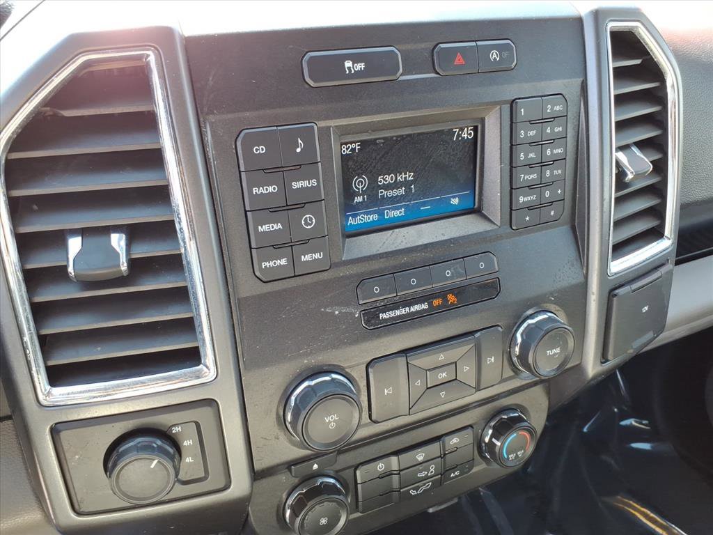 Used 2017 Ford F150 XLT image 32