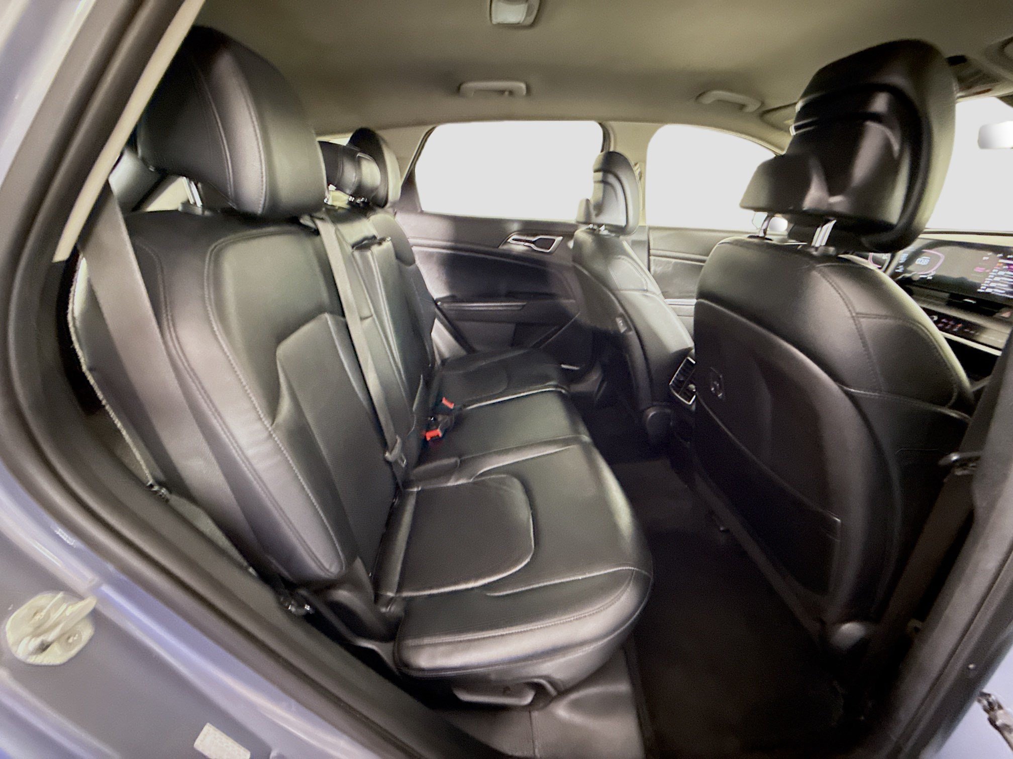 Used 2023 Kia Sportage EX FWD image 27