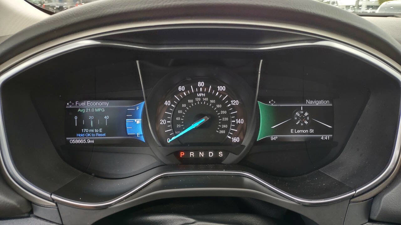 Used 2016 Ford Fusion SE w/ Equipment Group 202A image 18