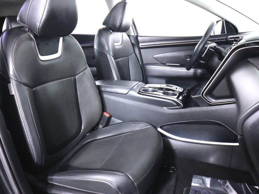 Used 2022 Hyundai Tucson Limited AWD/4WD image 46