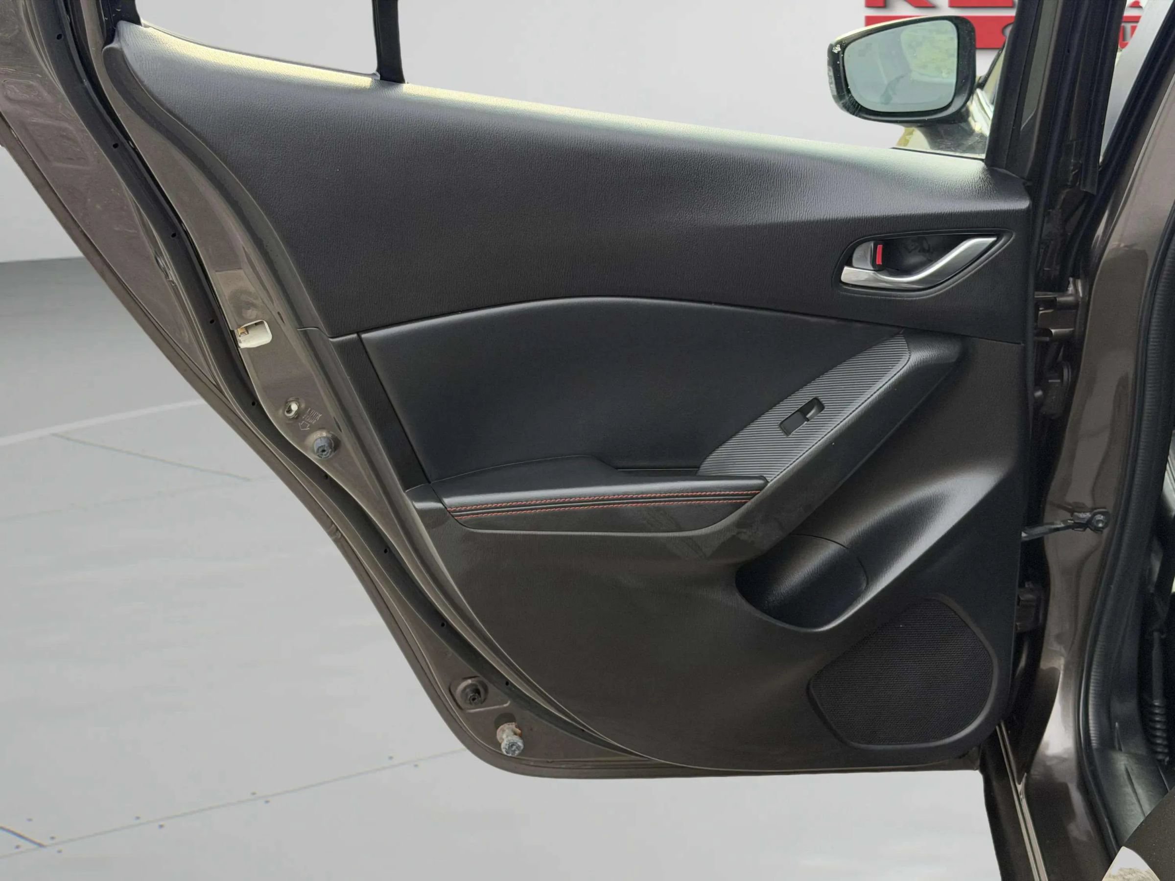 Used 2014 MAZDA MAZDA3 s Grand Touring FWD image 22