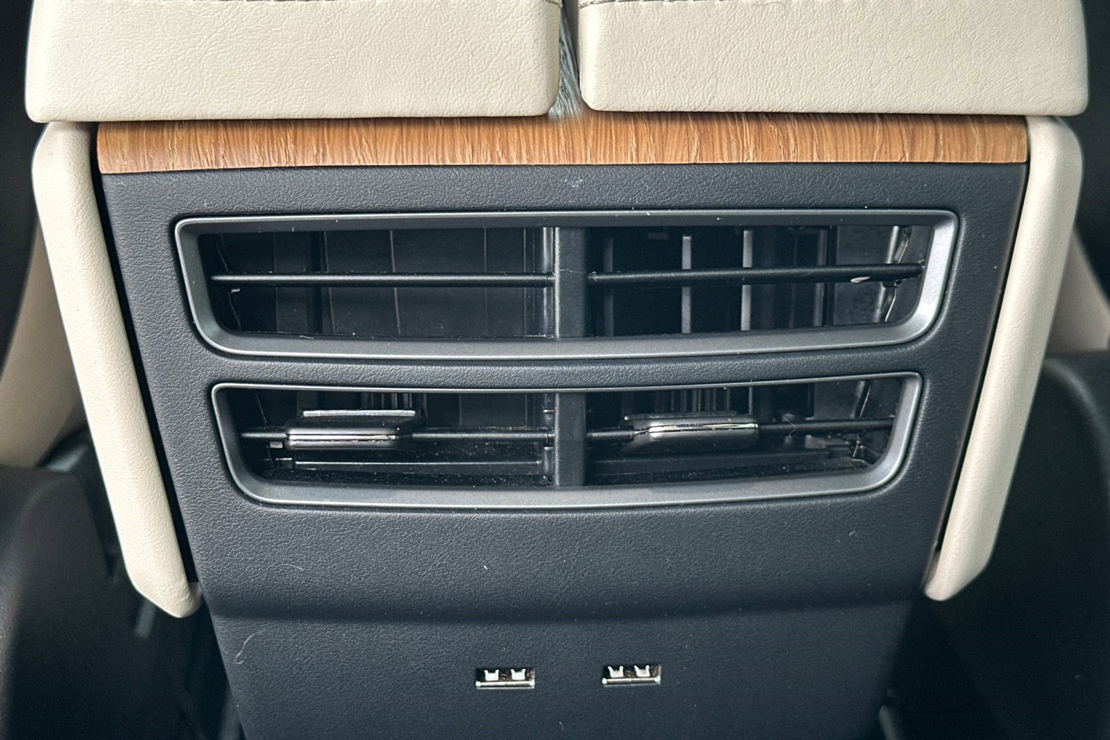 Used 2020 Tesla Model X Long Range image 16