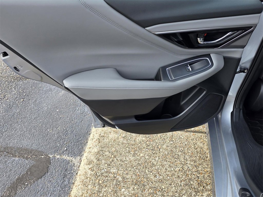 Certified 2025 Subaru Legacy Limited image 32