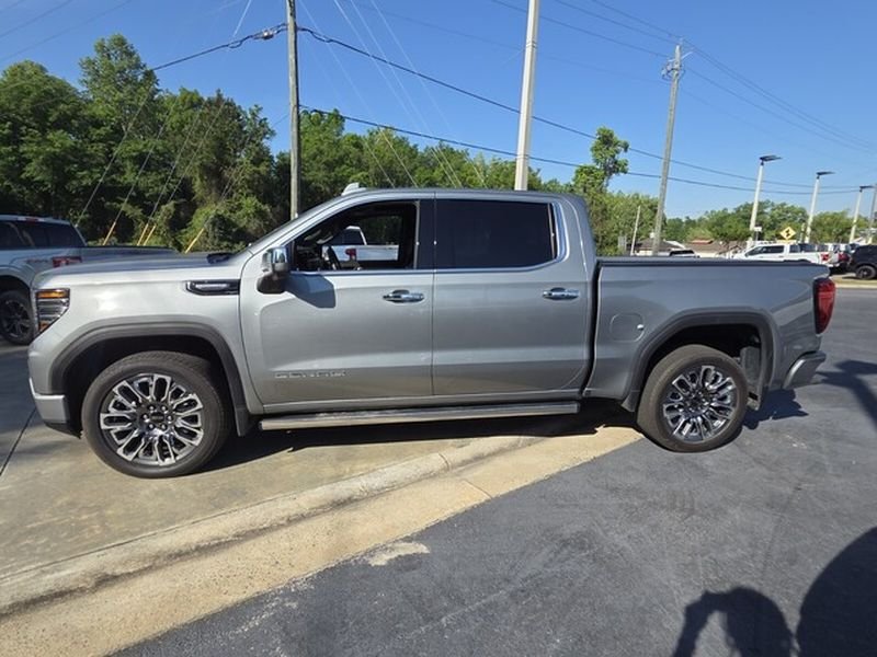 Used 2026 GMC Sierra 1500 Denali Ultimate AWD/4WD image 5