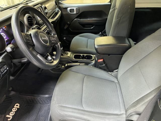 Used 2020 Jeep Wrangler Sport image 19