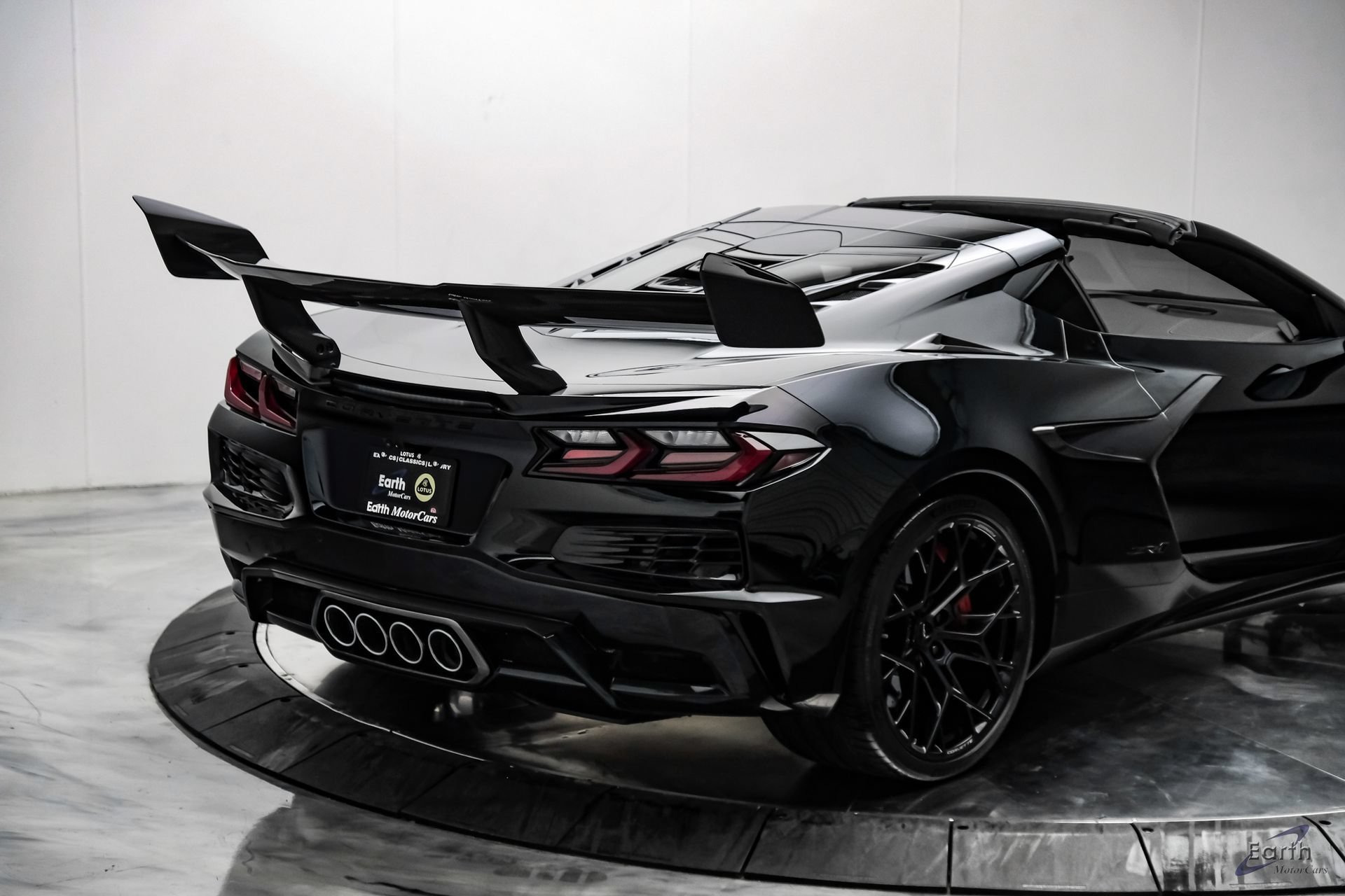 Used 2026 Chevrolet Corvette ZR1 w/ ZR1 Carbon Fiber Aero Package RWD image 25