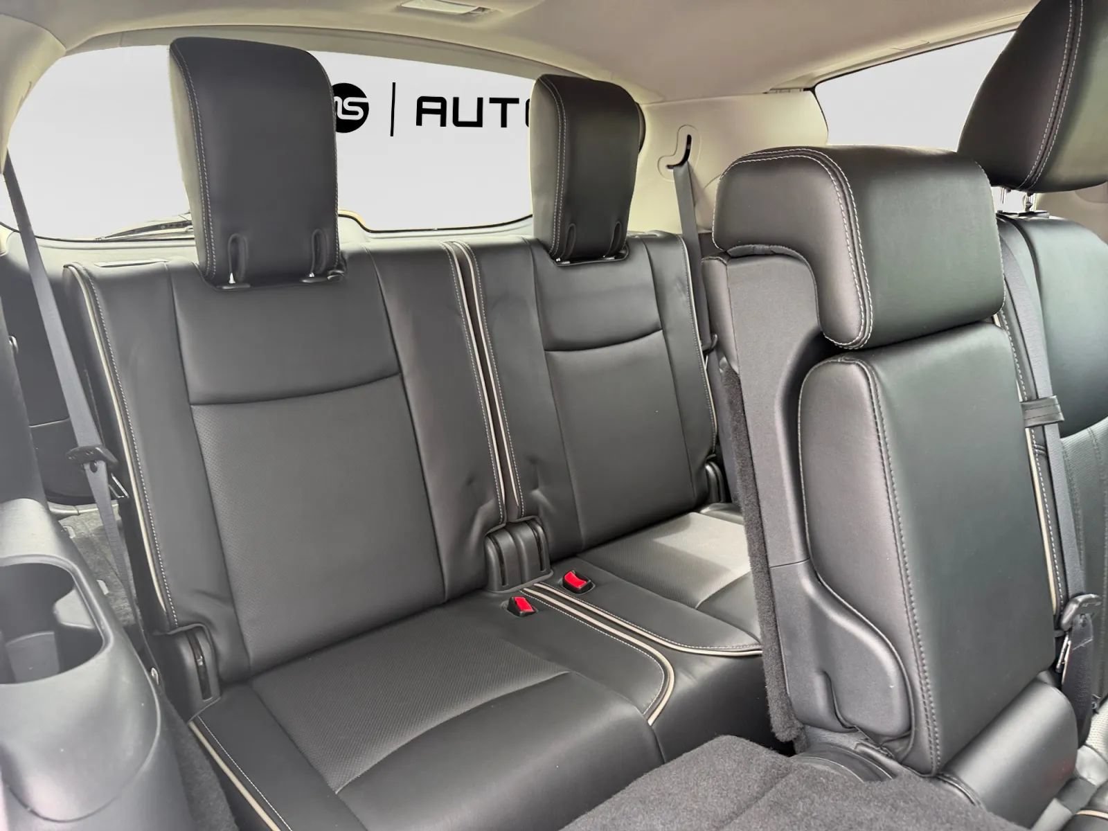 Used 2017 INFINITI QX60 FWD w/ Premium Plus Package image 32