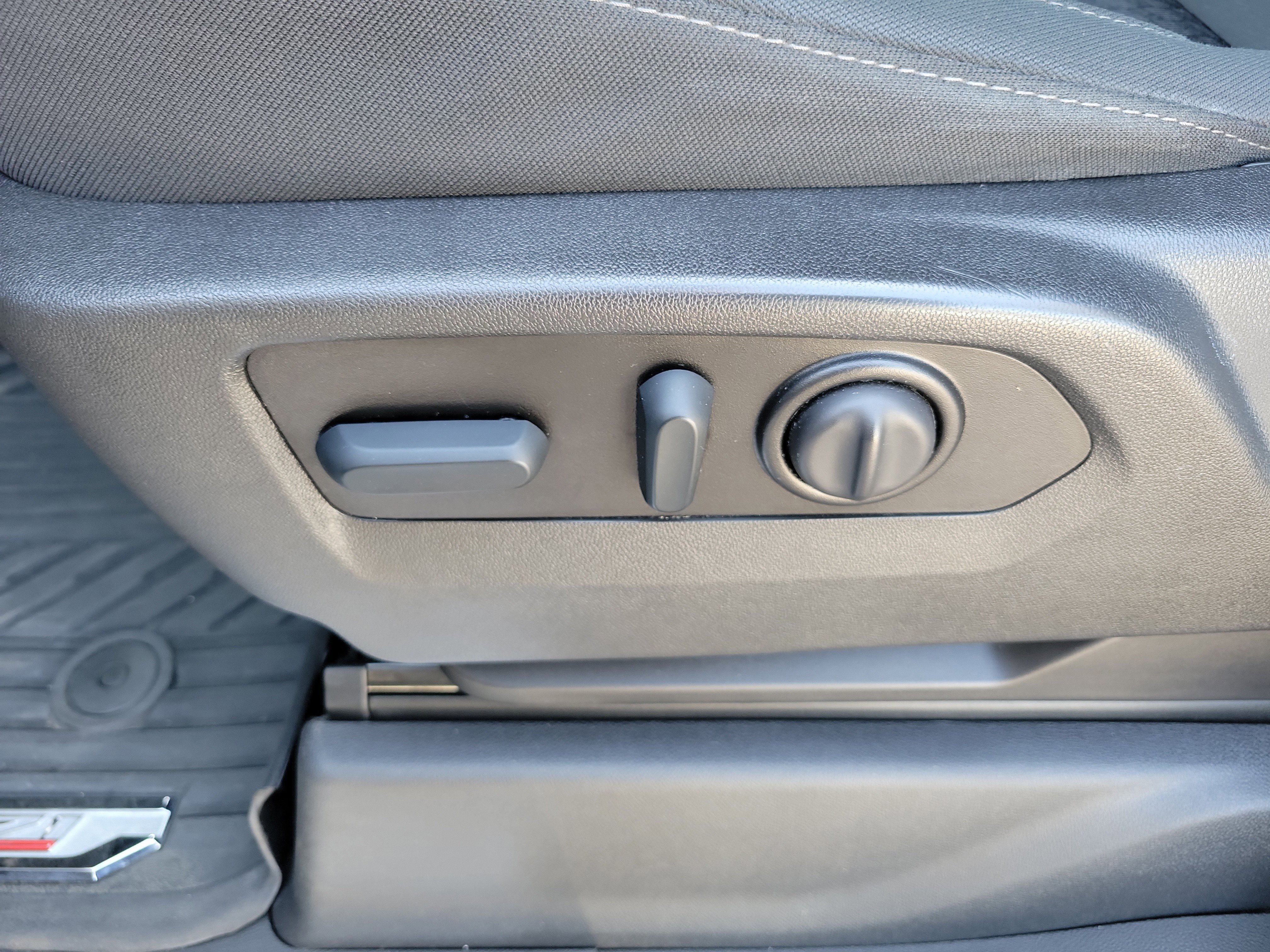 Used 2022 Chevrolet Silverado 2500 LT w/ All Star Edition AWD/4WD image 23