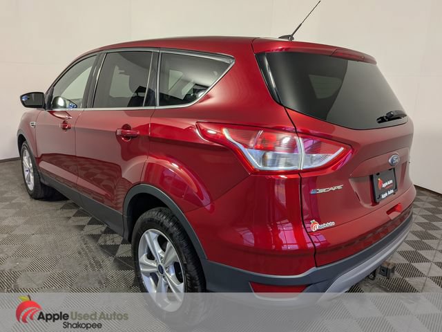 Used 2016 Ford Escape SE w/ SE Cold Weather Package AWD/4WD image 4