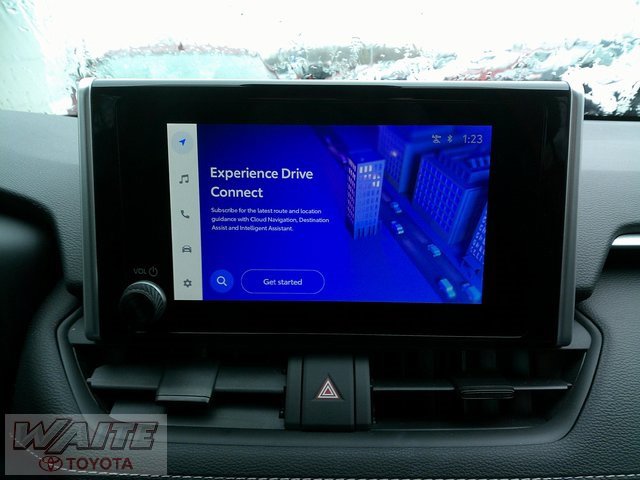 Used 2025 Toyota RAV4 XLE image 13