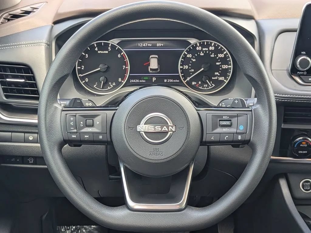 Certified 2023 Nissan Rogue SV FWD image 18