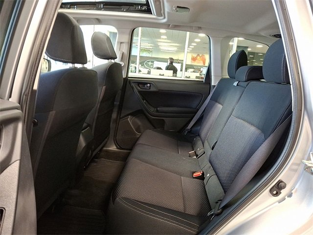 Used 2018 Subaru Forester 2.5i Premium w/ All-Weather Package image 11