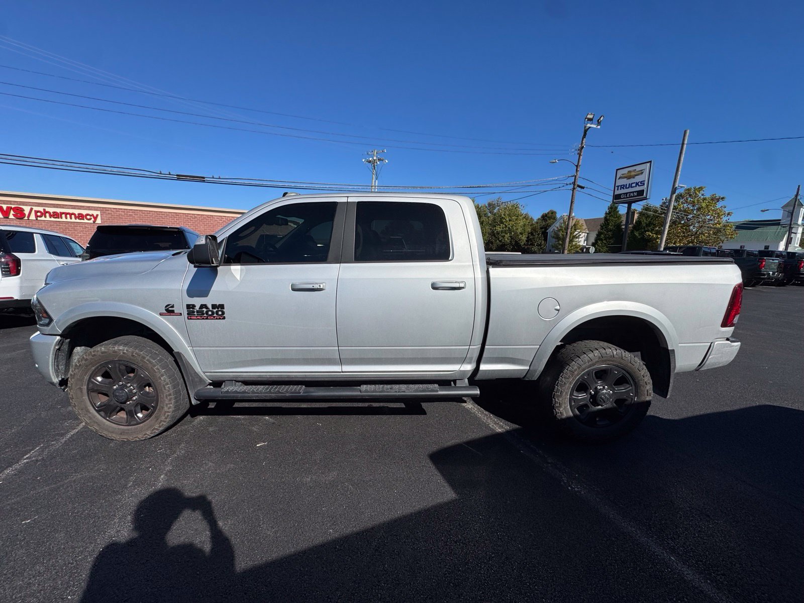 Used 2018 RAM 2500 Laramie w/ Sport Appearance Group AWD/4WD image 3