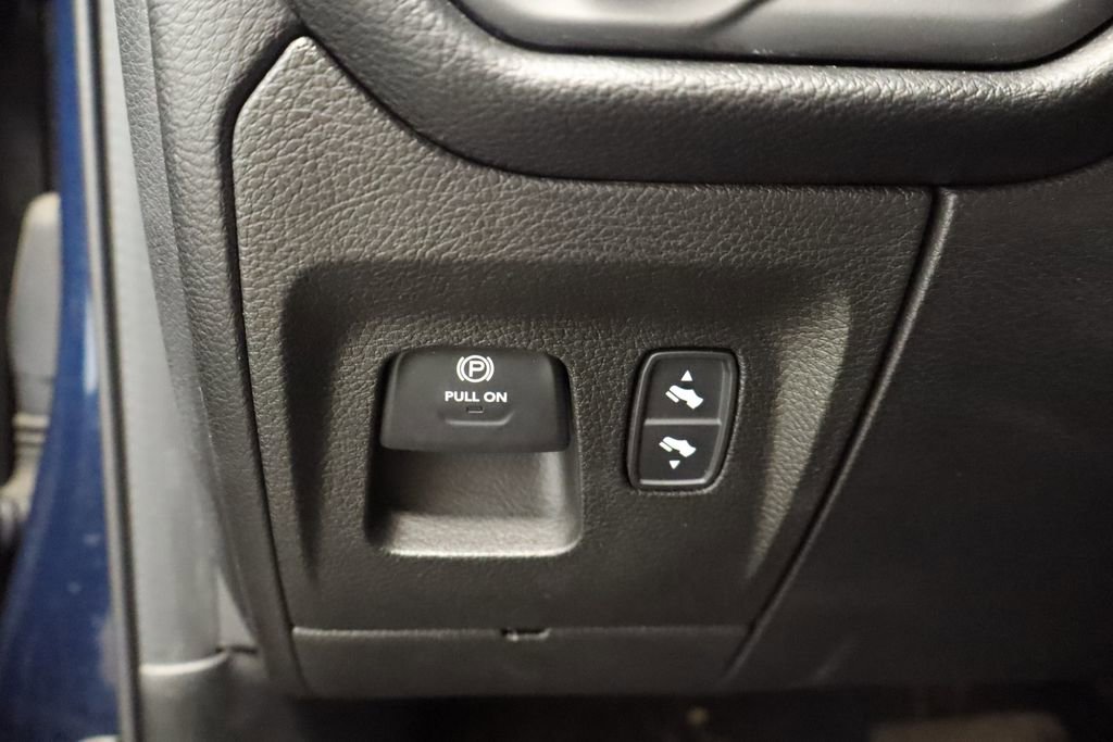 Certified 2019 RAM 1500 Big Horn image 35